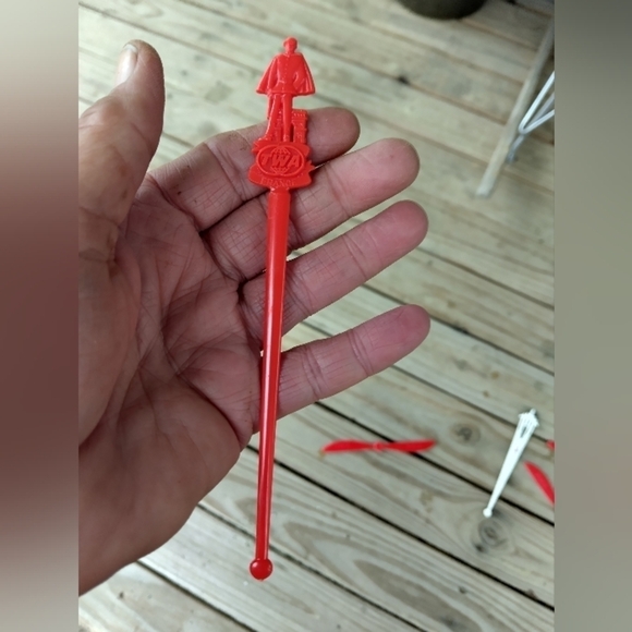 5 Vintage TWA Airlines Drink Stirrers Sizzle Sticks Airplane Propeller Barware - Picture 3 of 4